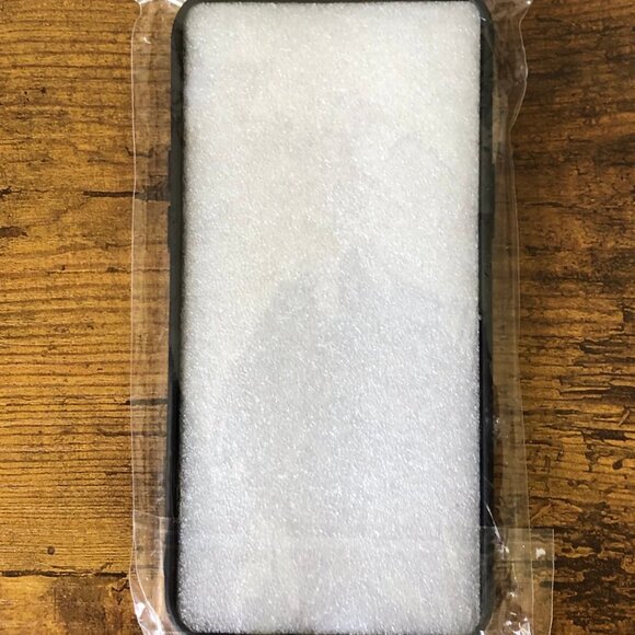 iphone 15 Plus Compatible Case (Black) - Picture 2 of 3